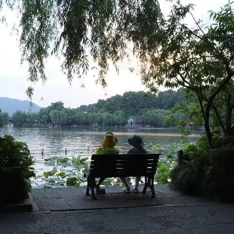 香山奇缘电视剧西瓜视频，香山奇缘，穿越时空的奇幻之旅，揭秘历史与现代的交织传奇